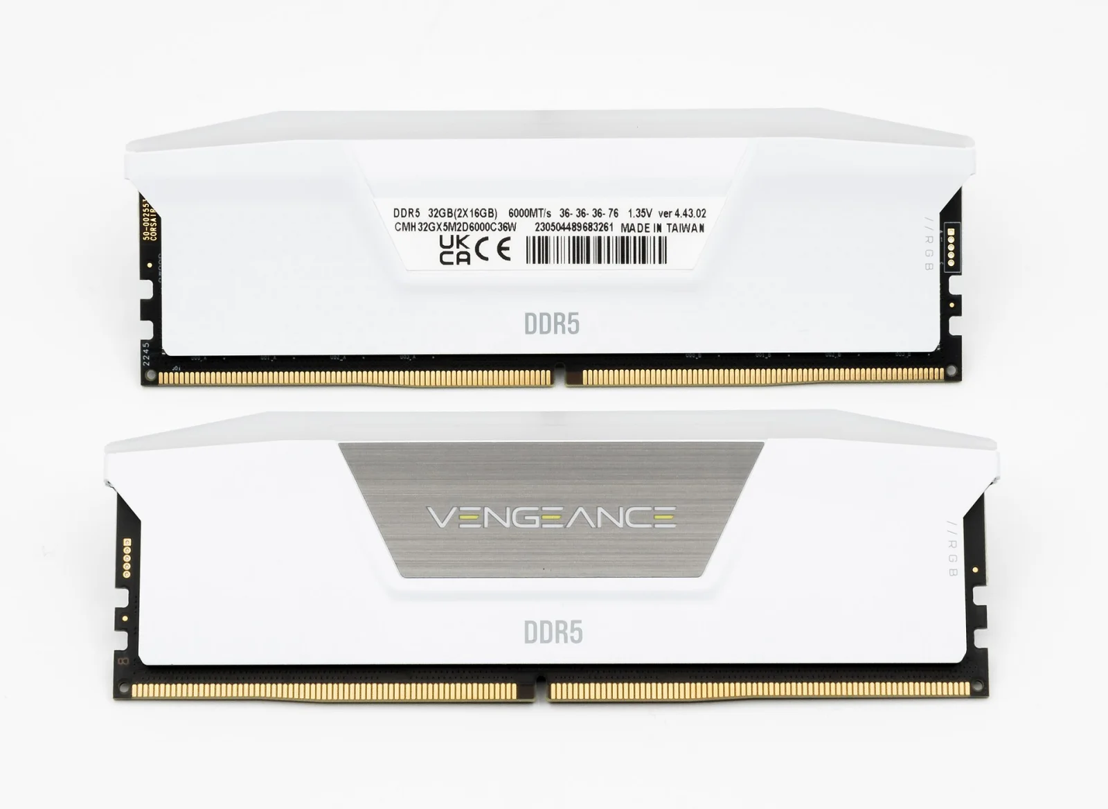 Kit de memoria Corsair Vengeance RGB DDR5 de 32 GB